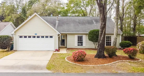 $440,000 | 110 Meadowbrook Court, Niceville, FL 32578
