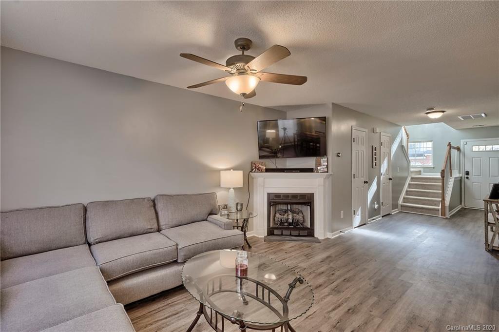 16857 Timber Crossing Road Charlotte, NC 28213 - Photo 15 of 38