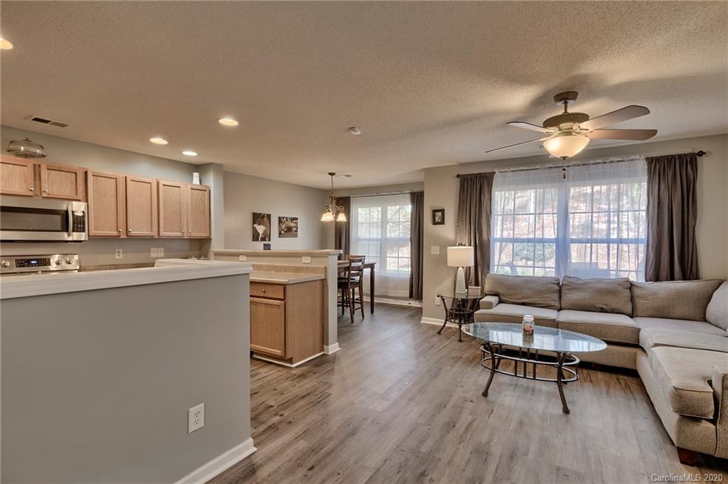 16857 Timber Crossing Road Charlotte, NC 28213 - Photo 18 of 38