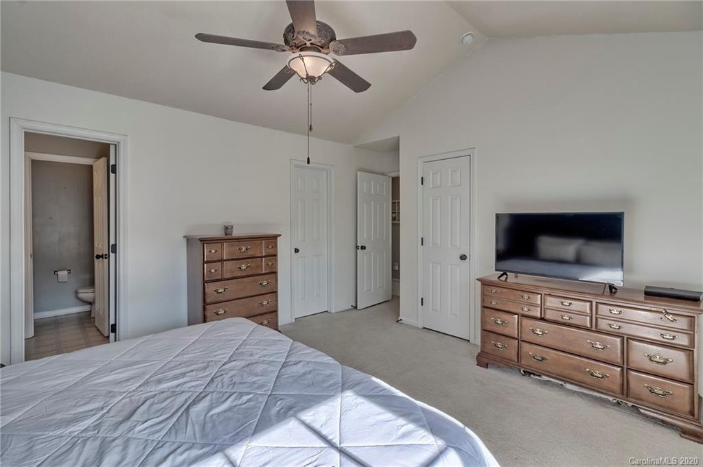 16857 Timber Crossing Road Charlotte, NC 28213 - Photo 26 of 38