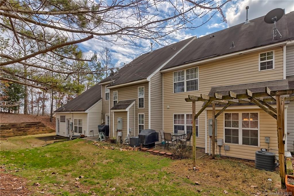 16857 Timber Crossing Road Charlotte, NC 28213 - Photo 36 of 38