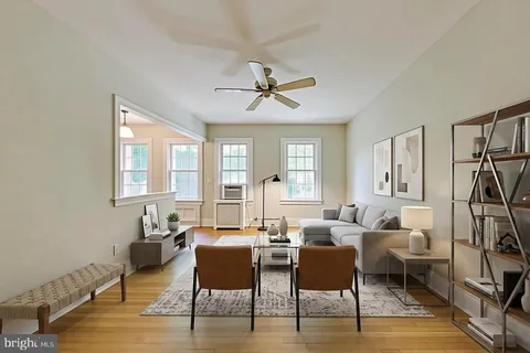 $359,000 | 5402 Connecticut Avenue Northwest, Unit 204, Washington, DC 20015