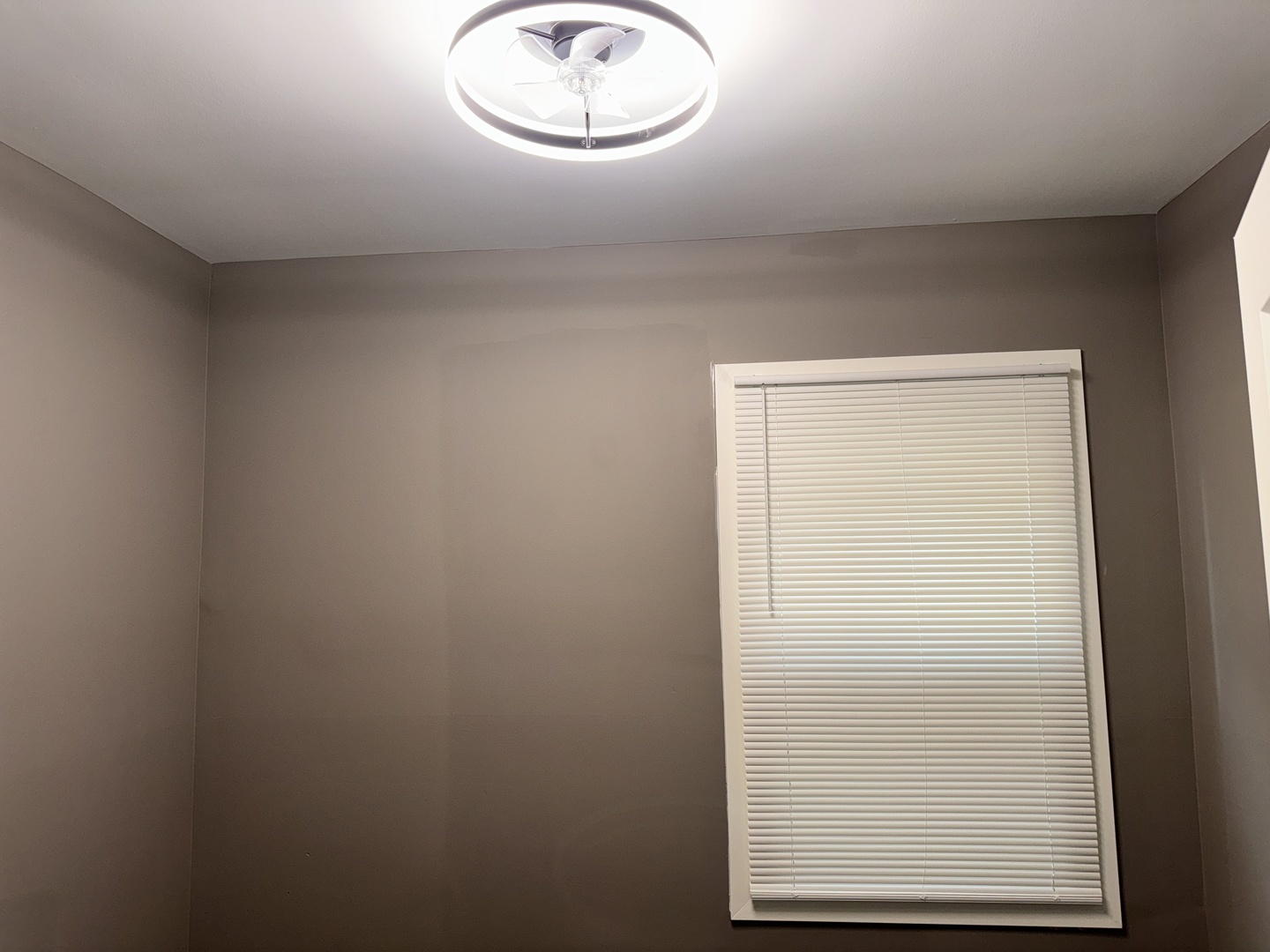 250 East 115th Street Chicago, IL 60628 - Photo 23 of 59