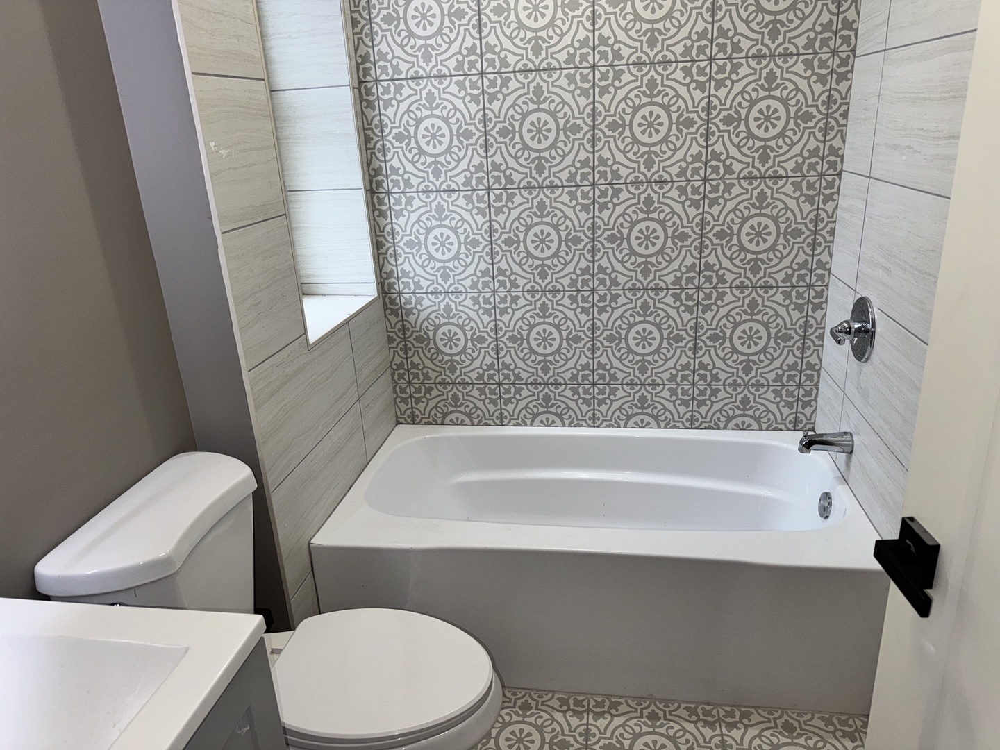 250 East 115th Street Chicago, IL 60628 - Photo 27 of 59