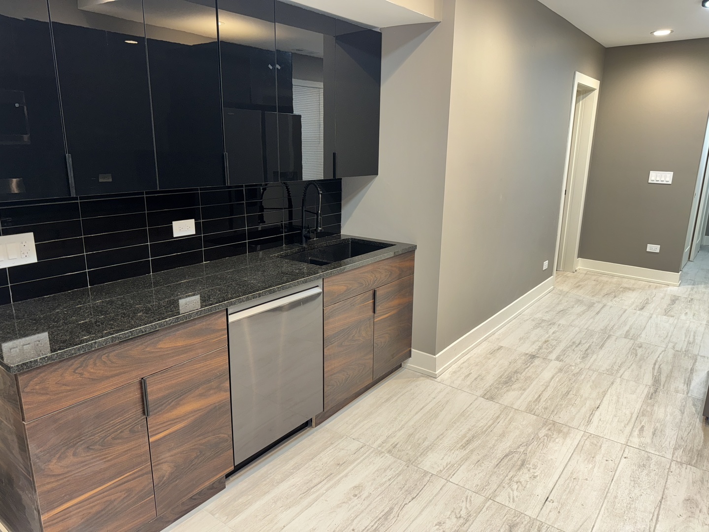 250 East 115th Street Chicago, IL 60628 - Photo 30 of 59