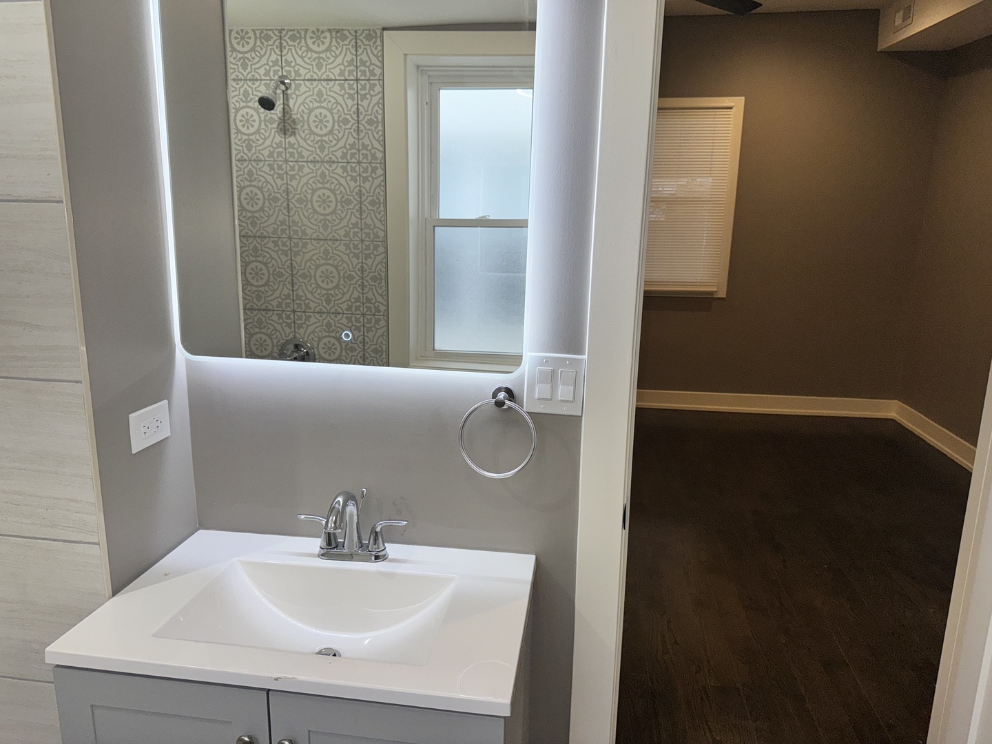 250 East 115th Street Chicago, IL 60628 - Photo 39 of 59