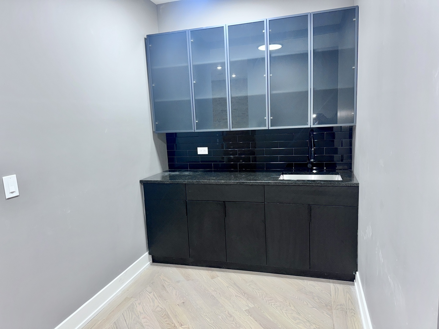 250 East 115th Street Chicago, IL 60628 - Photo 6 of 59