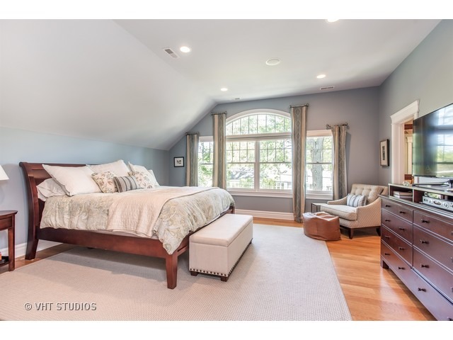 334 Wagner Road Northfield, IL 60093 - Photo 11 of 25