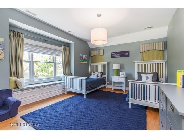 334 Wagner Road Northfield, IL 60093 - Photo 14 of 25