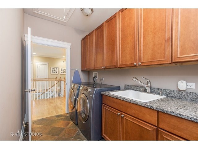 334 Wagner Road Northfield, IL 60093 - Photo 18 of 25