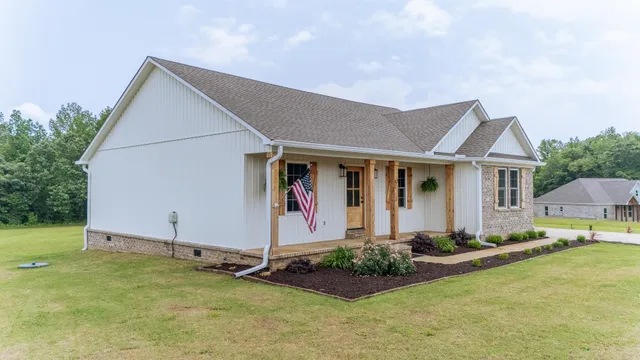 a front view of house with yard