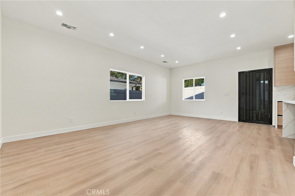 10904 Big Tujunga Canyon Road Tujunga, CA 91042 - Photo 4 of 16 Gallery Image 4