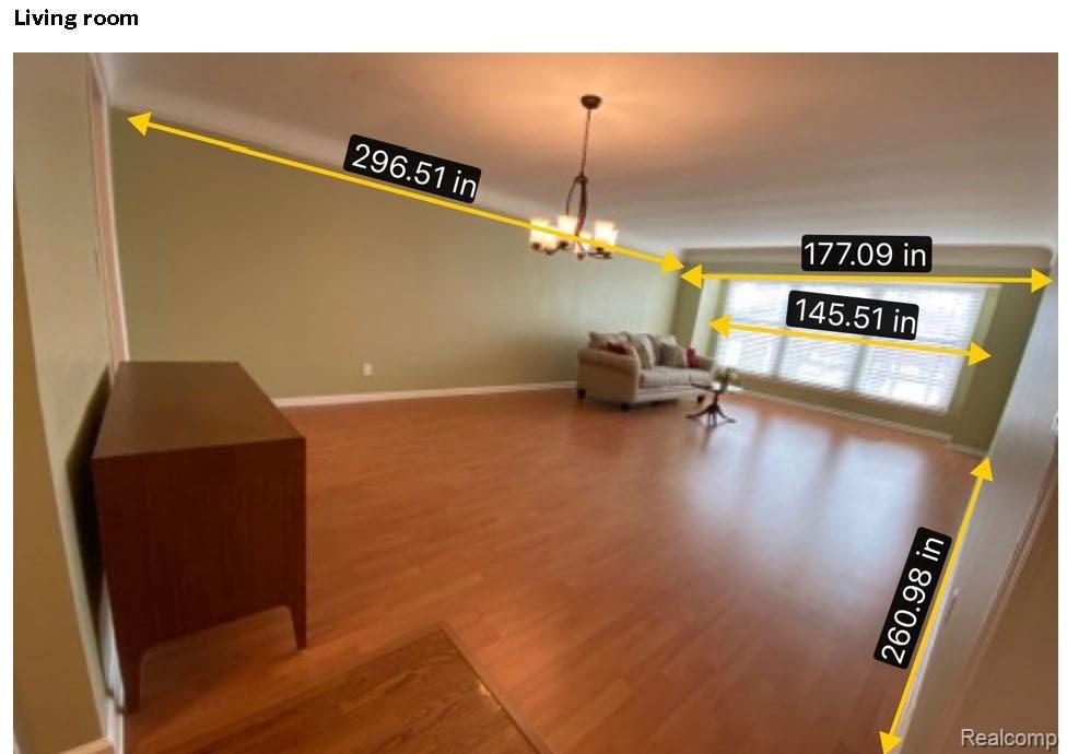 1750 Vernier Road, Unit 24 Grosse Pointe, MI 48236 - Photo 25 of 29 1750 Vernier #24 measurements overlay_Page_5.jpg