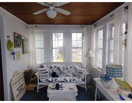 30 Pontiac Road Quincy, MA 02169 - Photo 4 of 17 Gallery Image 4