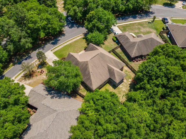 $2,700 | 208 Foxchase Way, Crestview, FL 32536