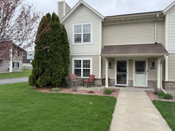 $229,900 | 2825 Holiday Drive, Janesville, WI 53545