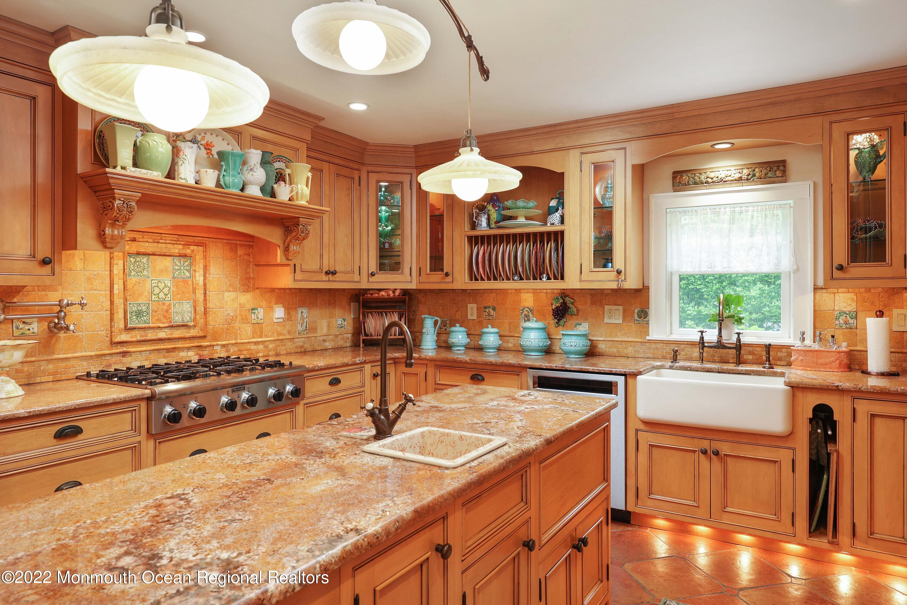 34 Hill Road Atlantic Highlands, NJ 07716 - Photo 24 of 37 Tumbled marble & hand painted tiles