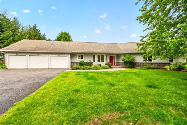 $400,000 | 6100 Rossier Road, Canandaigua Town, NY 14424