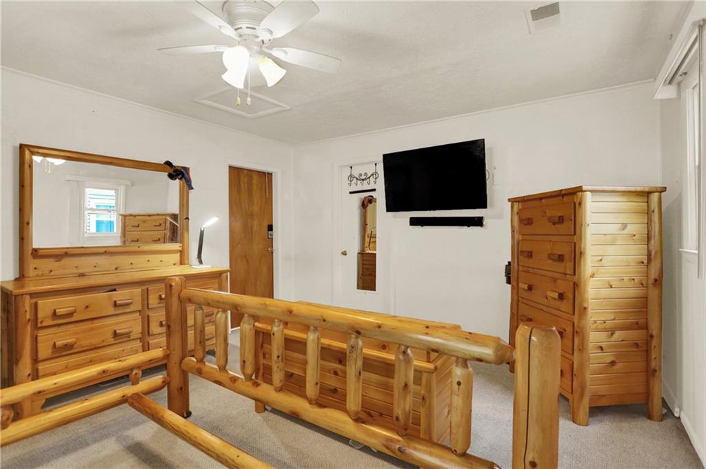 635 Howard Road Greenwood, IN 46142 - Photo 17 of 26 Gallery Image 17