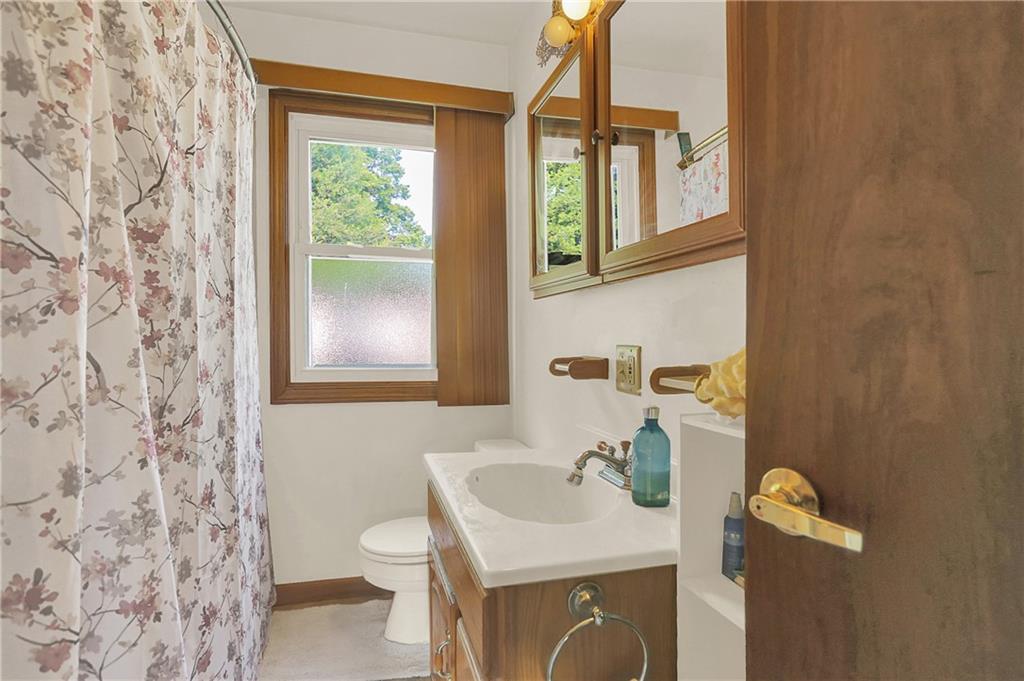 635 Howard Road Greenwood, IN 46142 - Photo 18 of 26 Gallery Image 18