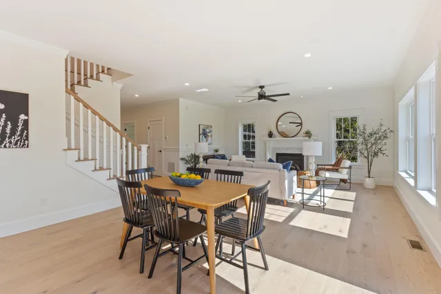 $1,549,900 | 1010 Sawyer Road, Cape Elizabeth, ME 04107