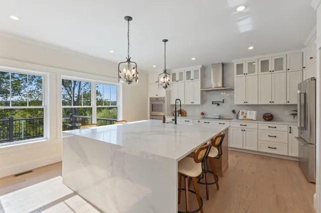 $1,549,900 | 1010 Sawyer Road, Cape Elizabeth, ME 04107