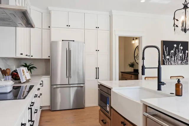 $1,549,900 | 1010 Sawyer Road, Cape Elizabeth, ME 04107