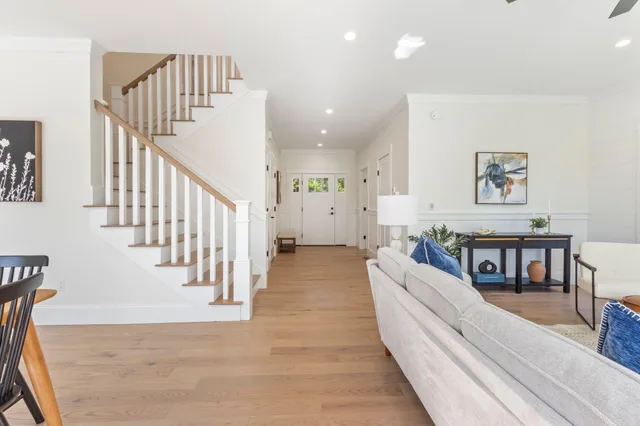 $1,549,900 | 1010 Sawyer Road, Cape Elizabeth, ME 04107