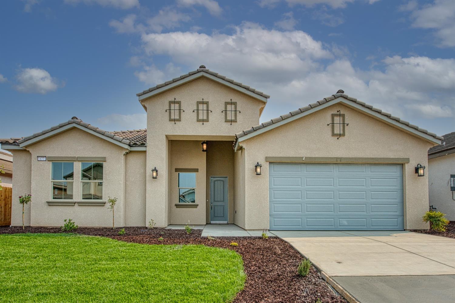 734 Alpine Way Madera, CA 93636 - Photo 1 of 31 Gallery Image 1
