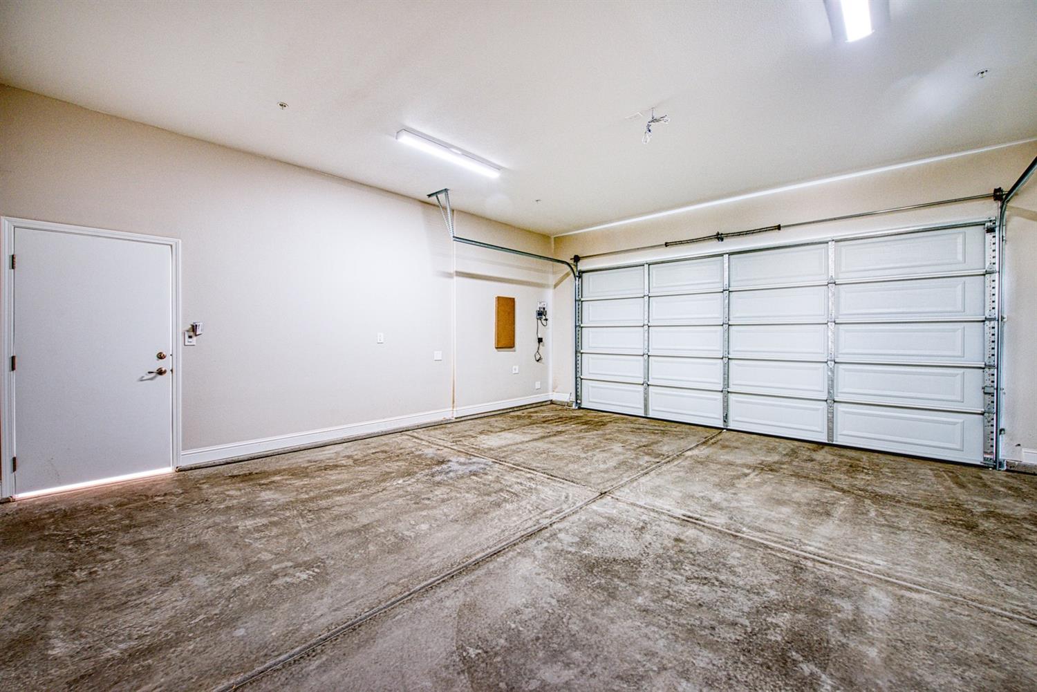 734 Alpine Way Madera, CA 93636 - Photo 24 of 31 Gallery Image 24