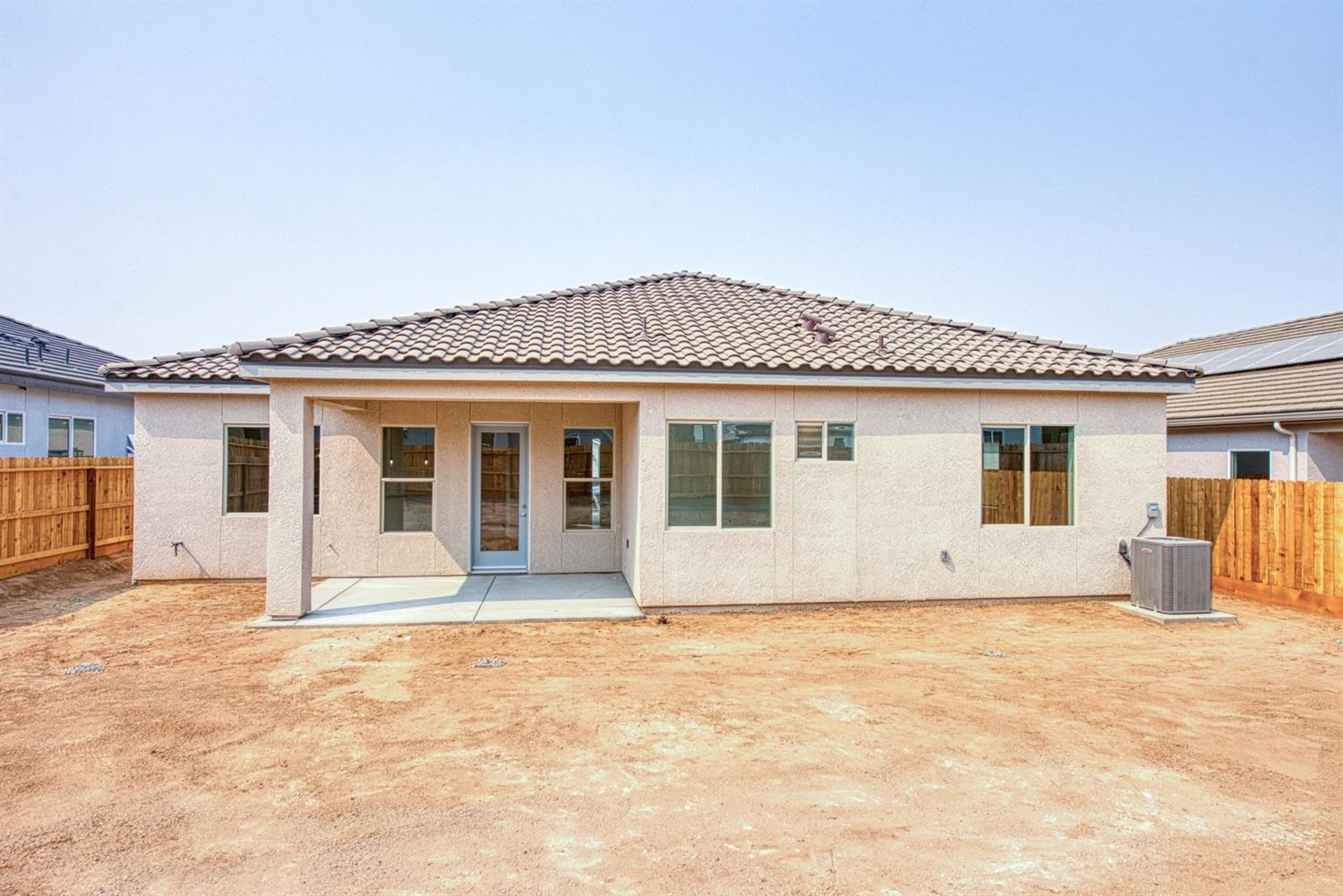 734 Alpine Way Madera, CA 93636 - Photo 25 of 31 Gallery Image 25