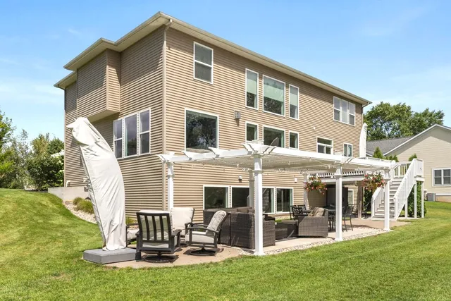$899,900 | 14112 Georgian Bay Drive, Holland, MI 49424