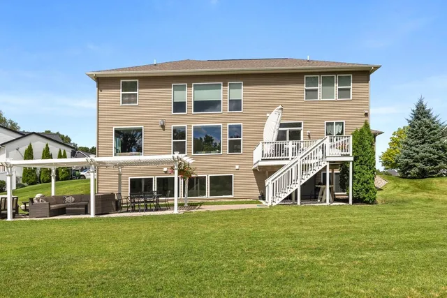$899,900 | 14112 Georgian Bay Drive, Holland, MI 49424