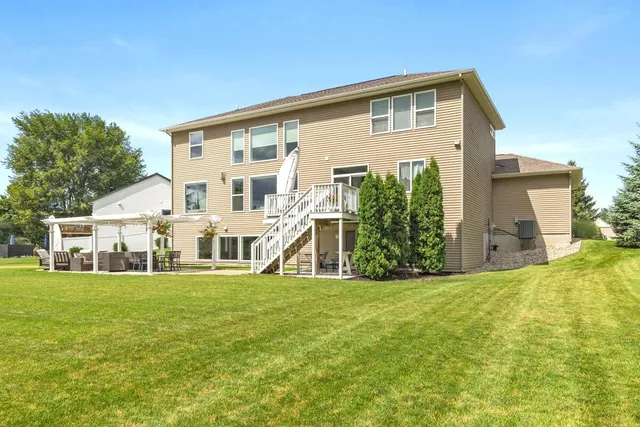 $899,900 | 14112 Georgian Bay Drive, Holland, MI 49424