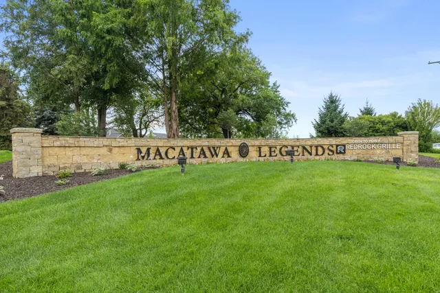 $899,900 | 14112 Georgian Bay Drive, Holland, MI 49424