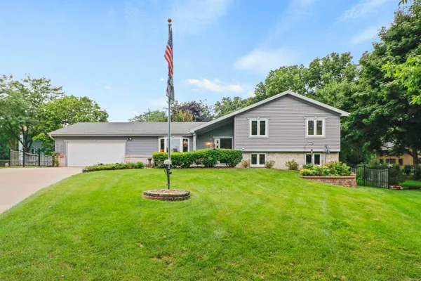 141 Amanda Court, Oregon, WI 53575