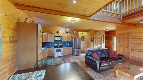 $575,000 | 28 Caps Trail, Lutsen, MN 55612