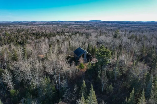 $575,000 | 28 Caps Trail, Lutsen, MN 55612