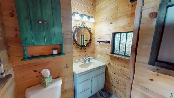 $575,000 | 28 Caps Trail, Lutsen, MN 55612