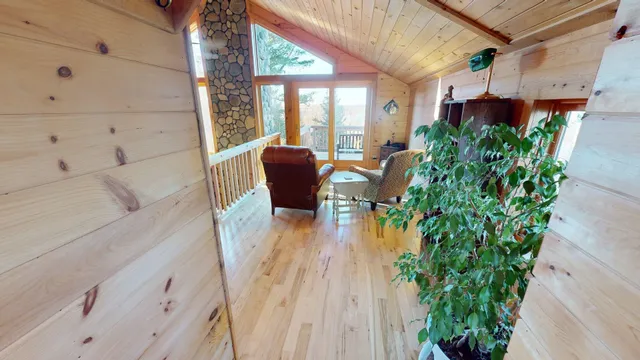 $575,000 | 28 Caps Trail, Lutsen, MN 55612
