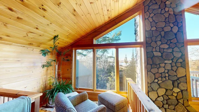$575,000 | 28 Caps Trail, Lutsen, MN 55612