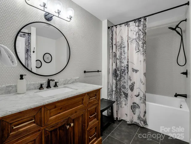 $925,000 | 158 Rock Spring Road, Lake Lure, NC 28746