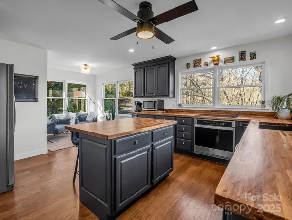 $895,000 | 158 Rock Spring Road, Lake Lure, NC 28746