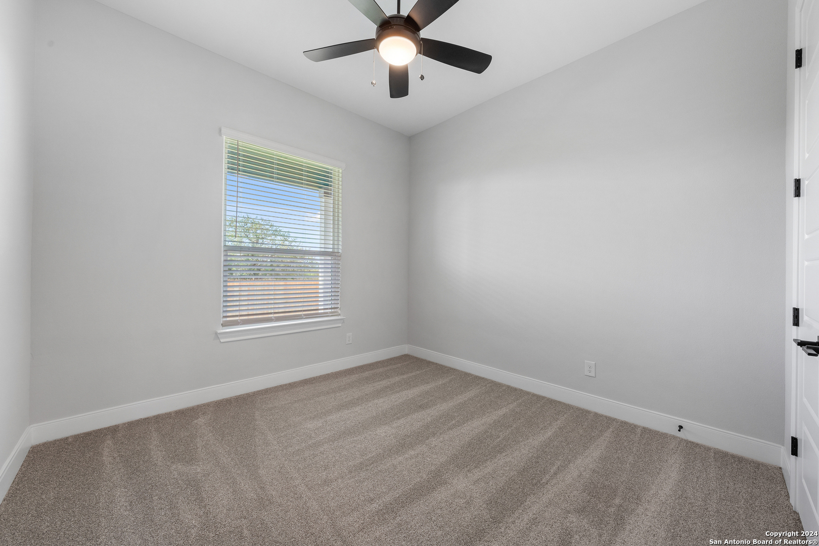 204 Azalea Alley Castroville, TX 78009 - Photo 18 of 22