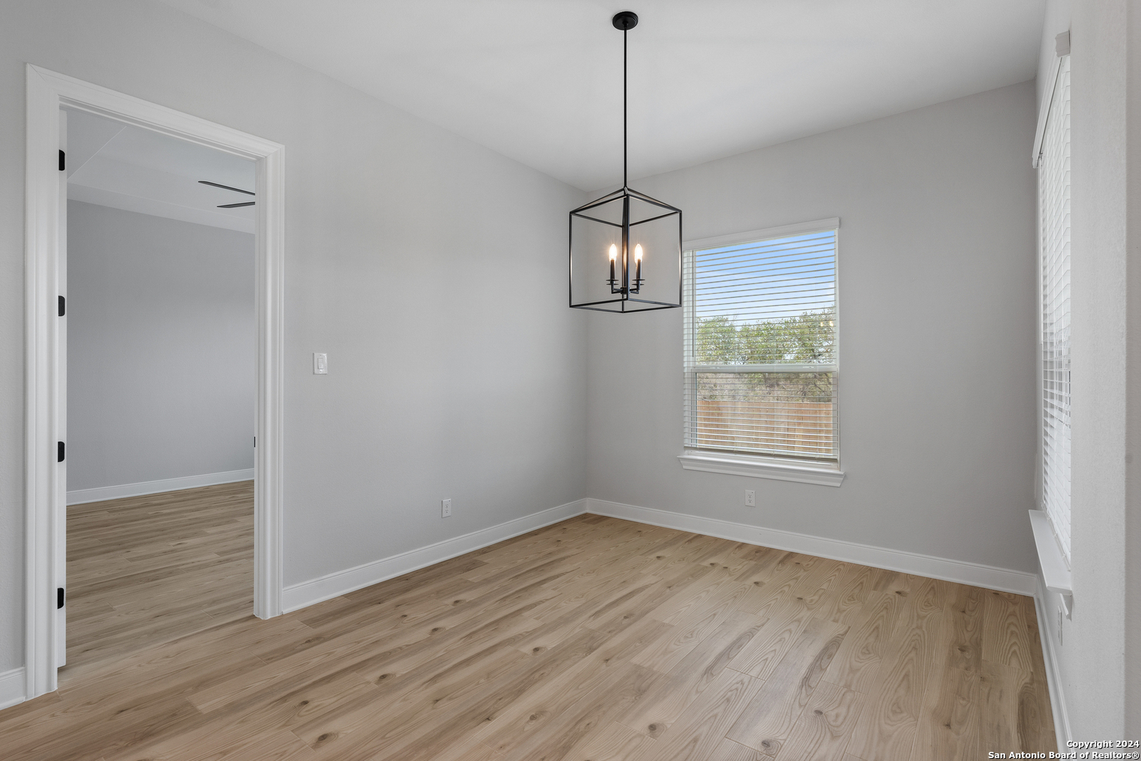 204 Azalea Alley Castroville, TX 78009 - Photo 9 of 22