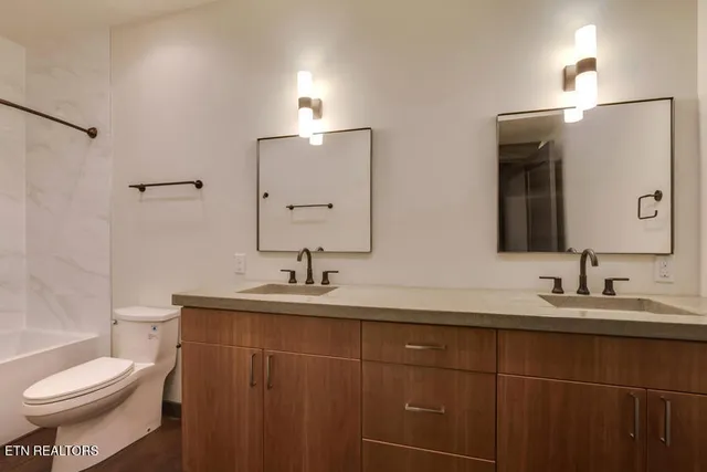 $3,400 | 416 South Gay Street, Unit 204, Knoxville, TN 37902