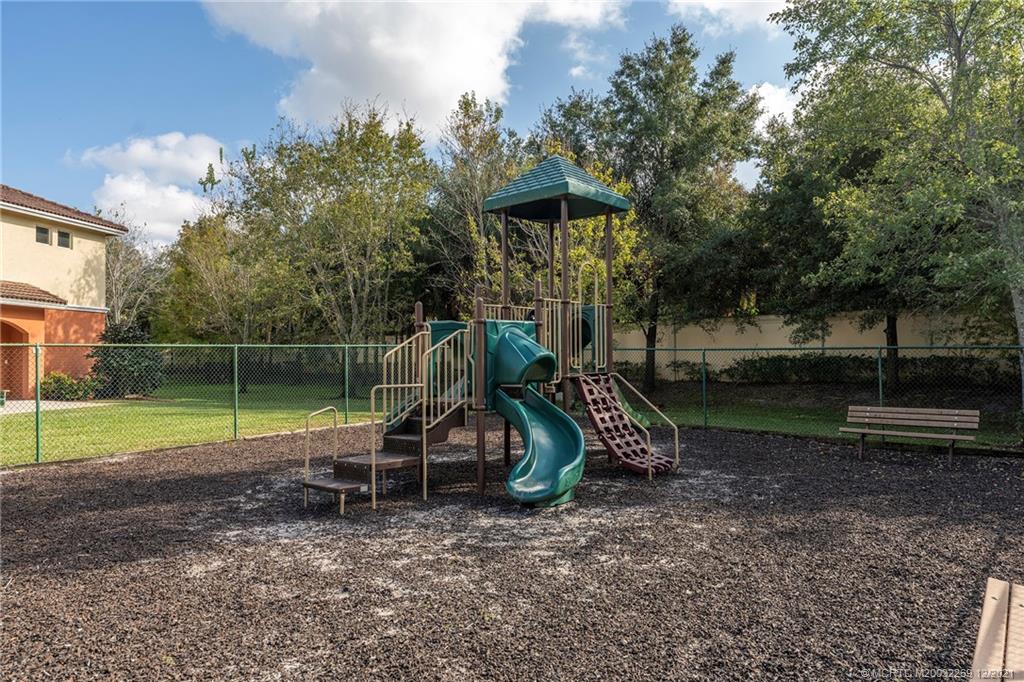 55 Southeast Palermo, Unit 102 Stuart, FL 34994 - Photo 38 of 40 a view of a park