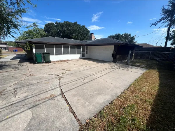 $2,195 | 1009 Egyptian Drive, Corpus Christi, TX 78412