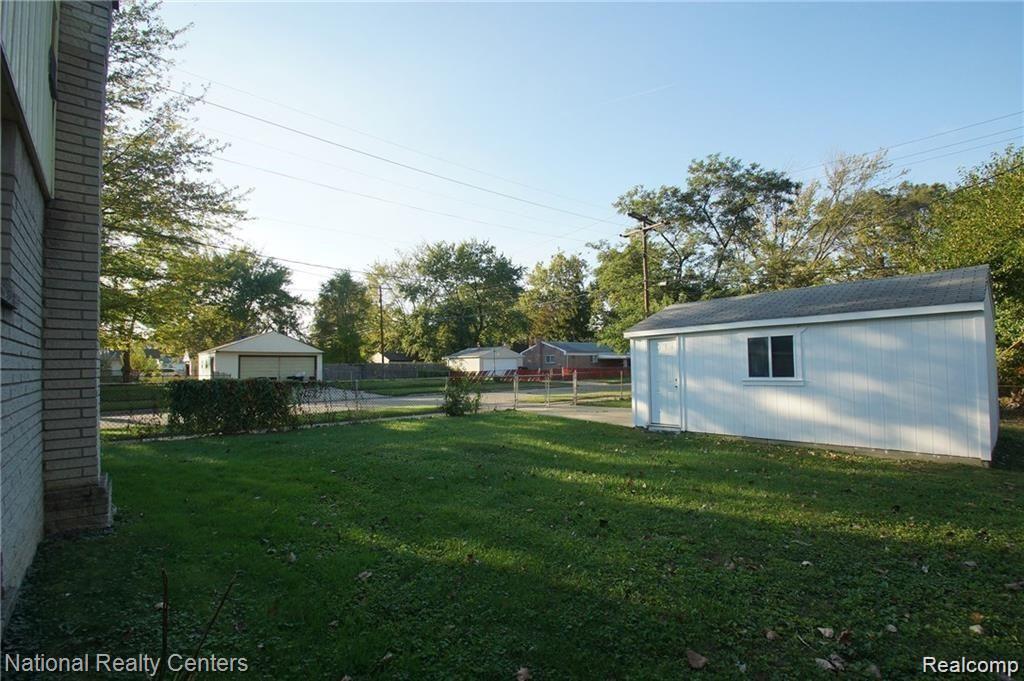 30074 Oakwood Street Inkster, MI 48141 - Photo 15 of 16