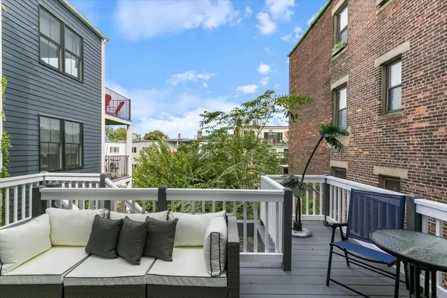 $599,000 | 364 Sumner Street, Unit 2, Boston, MA 02128